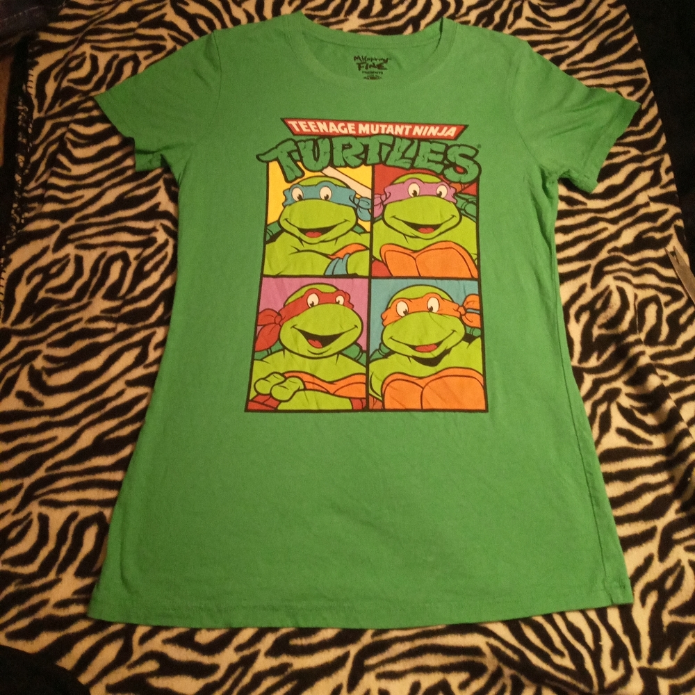 90s Nickelodian  Mighty Fine Ninja Turtles graphic tee Shirt, size L
